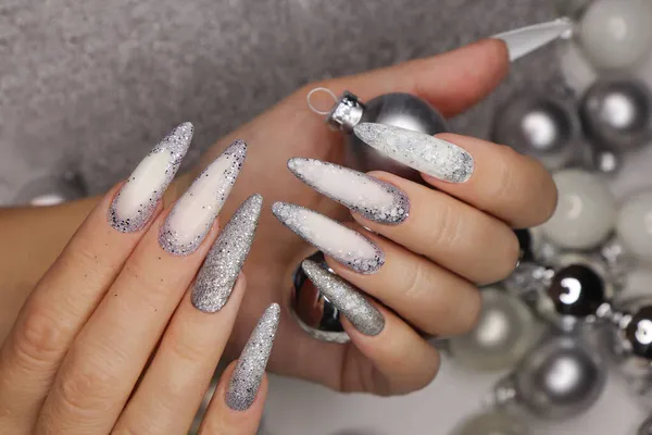 Manicure Long Nails Silver Glitter — Stock Photo, Image