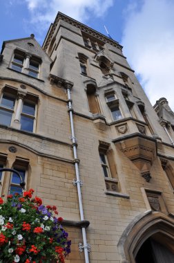 Oxford Üniversitesi