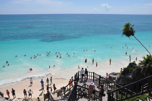 Playa en Tulum Ruinas Mayas en México —  Fotos de Stock