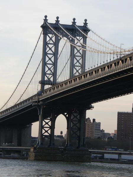 Ponte de Brooklyn na cidade de Nova Iorque — Fotografia de Stock