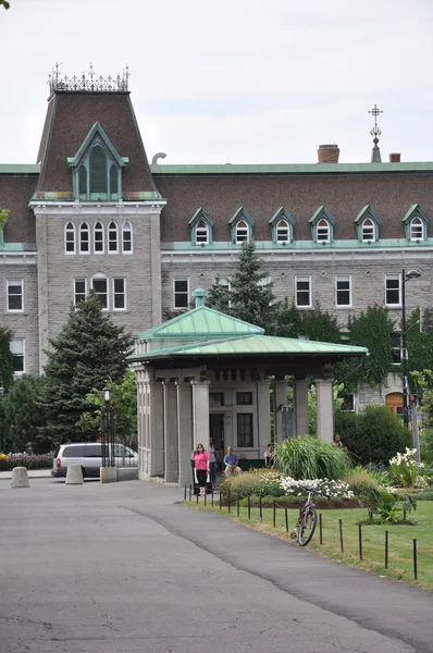 St Joseph's Oratory i Montreal — Stockfoto