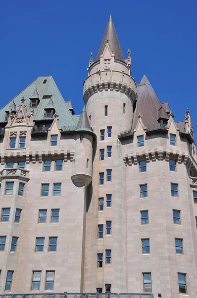 Château Laurier au centre-ville d'Ottawa — Photo