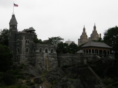 Central Park, New York City'deki Belvedere kalesi