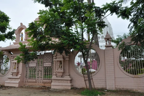 이 데 라 바드, 인도 안 드 라 프라 슈리 swaminarayan gurukul — 스톡 사진