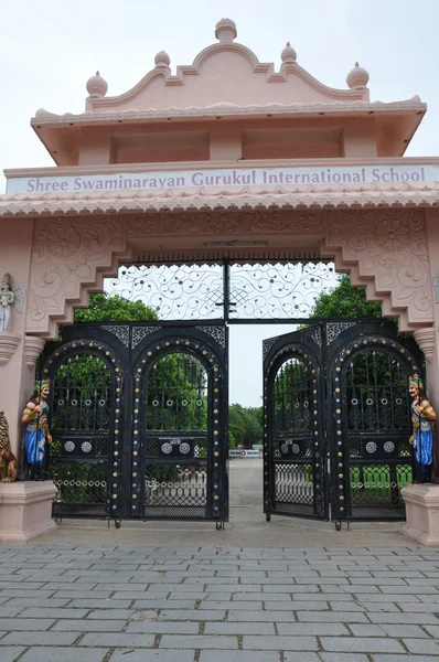 Shree Swaminarayan Gurukul in Hyderabad, Andhra Pradesh in India — Stock Photo, Image