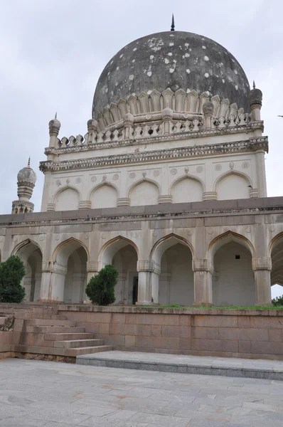 Qutb shahi groby w hyderabad, Indie — Zdjęcie stockowe