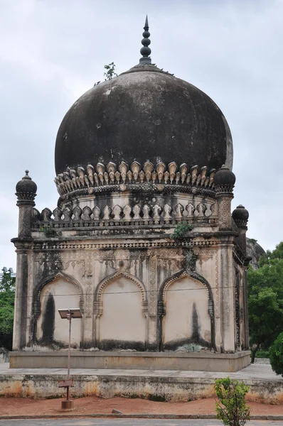 Túmulos Qutb Shahi em Hyderabad, Índia — Fotografia de Stock
