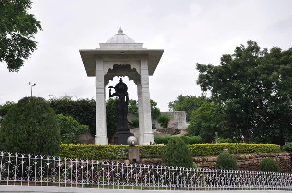 ハイデラバード、インドのアーンドラ ・ プラデーシュ州でビルラマンディール (ヒンズー教の寺院) — ストック写真