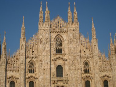 Milan İkili, İtalya.