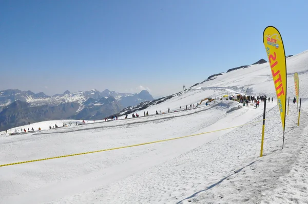 Snowtubing en el Monte Titlis —  Fotos de Stock