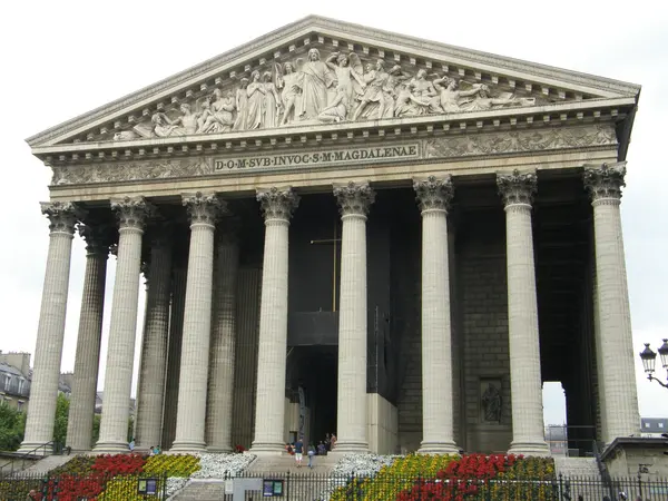 Eglise de la Madeleine, one of most famous churches of Paris, France — Stock Photo, Image