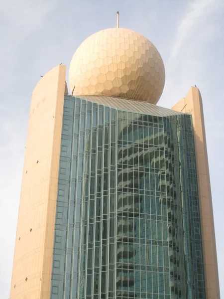 Etisalat telekomunikační budova v Dubaji — Stock fotografie