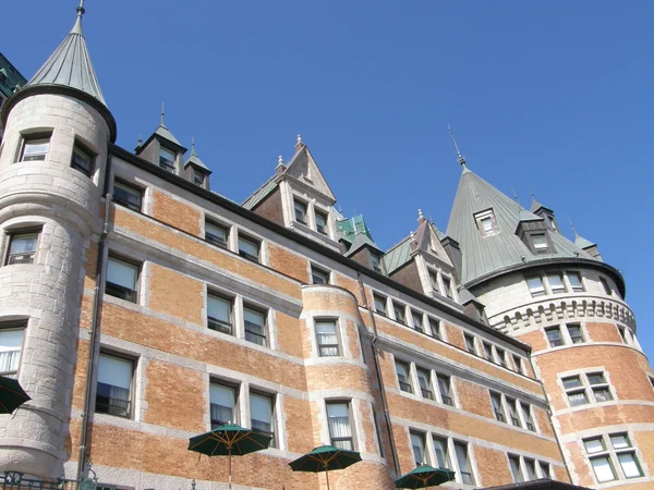 Отель Le Château frontenac в городе Квебек — стоковое фото