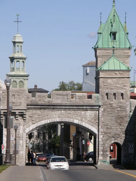 Portes de la forteresse de la Place d'Youville à Québec — Photo