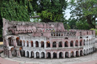 Colosseum yinelemede mini siam Pattaya