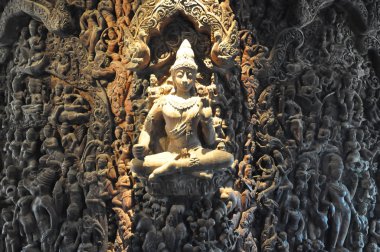 Pattaya hakikat Sanctuary
