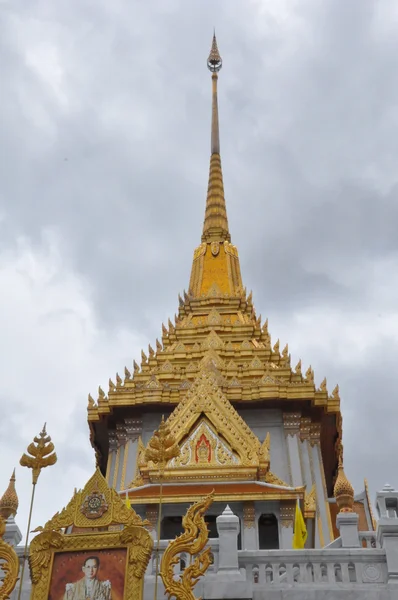 Wat Traimit в Бангкоку, Таїланд — стокове фото