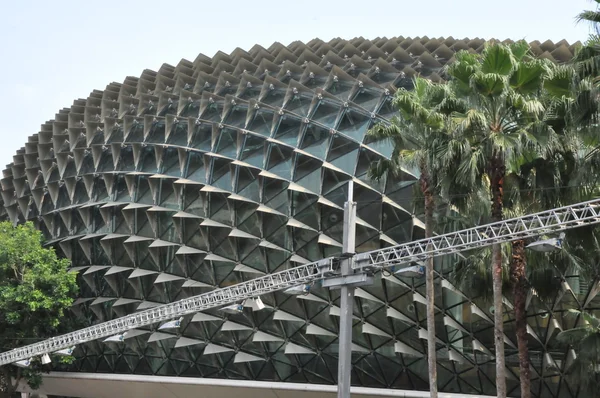 Esplanade Theatres on the Bay Concert Hall (apelidado de Durian ) — Fotografia de Stock