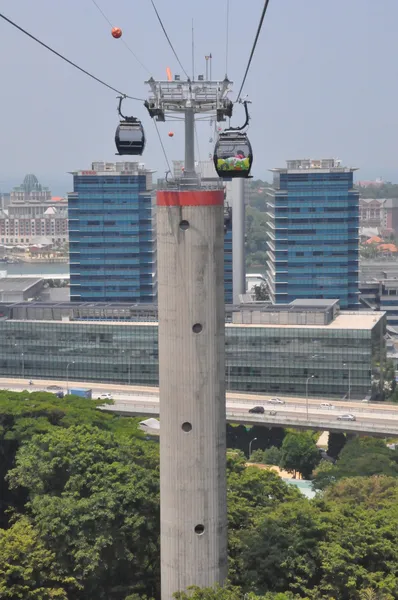 Kabel mobil dari Singapura ke Pulau Sentosa — Stok Foto