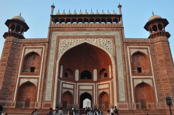 Inngang til Taj Mahal i Agra – stockfoto