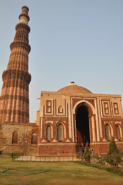 Qutb Minar em Delhi — Fotografia de Stock
