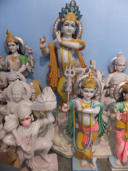 Мраморные статуи индуистских идолов — стоковое фото