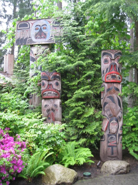Totem Poles en Vancouver, Canadá —  Fotos de Stock