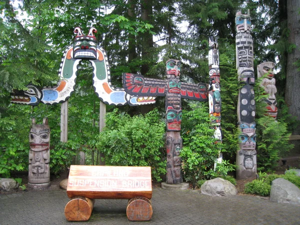 Totem Polacchi a Vancouver, Canada — Foto Stock