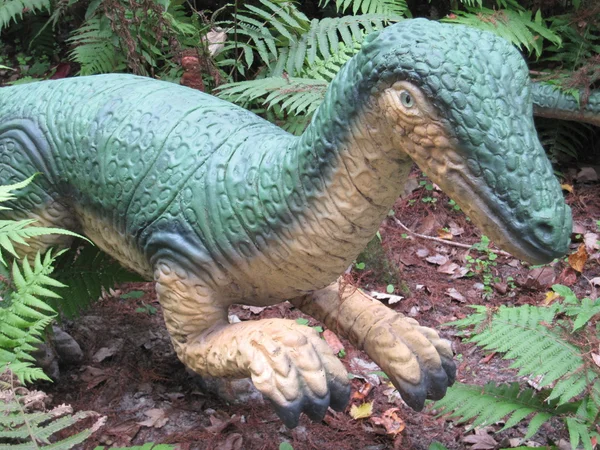 Dinosaur Replica — Stock Photo, Image