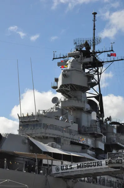 USS missouri slagschip in pearl harbor — Stockfoto