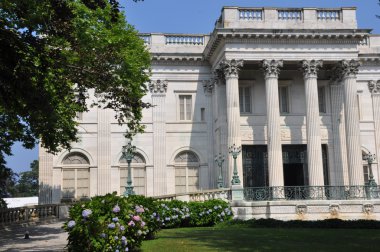 Newport mermer house mansion