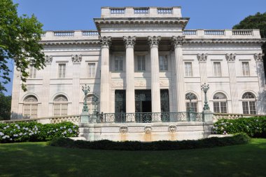 Newport mermer house mansion