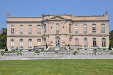 Newport elms mansion