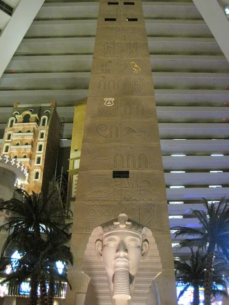 Отель Luxor & казино в Лас-Вегасе — стоковое фото