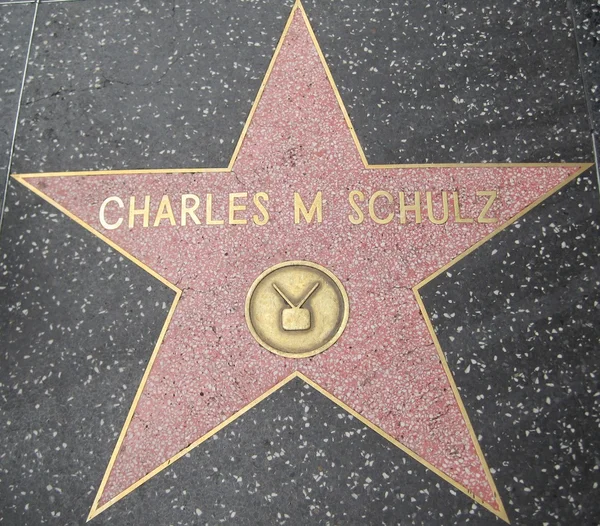 Charles Schulz'ın yıldızı, Hollywood şöhret yürümek — Stok fotoğraf