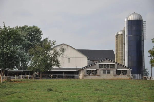 Amish Barn in Pennsylvania — Stock Photo, Image