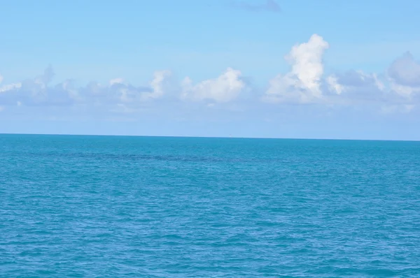Воды Бермудских островов — стоковое фото