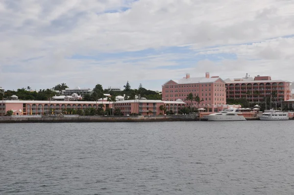 The Fairmont Hamilton Princess in Bermuda — Stock Photo, Image