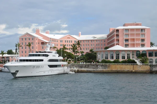 The Fairmont Hamilton Princess in Bermuda — Stock Photo, Image