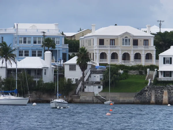 Barevné domy v Bermudách — Stock fotografie
