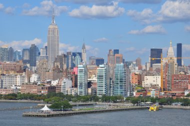 empire state binası ile Manhattan skyline