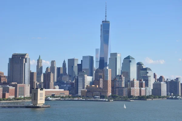 Lower Manhattan Skyline com um World Trade Center — Fotografia de Stock
