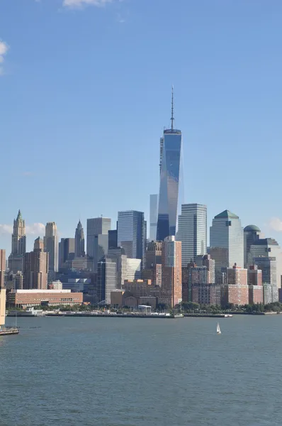 Lägre manhattan skyline med en Världshandel centrerar — Stockfoto