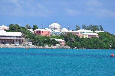 bermuda evlerde