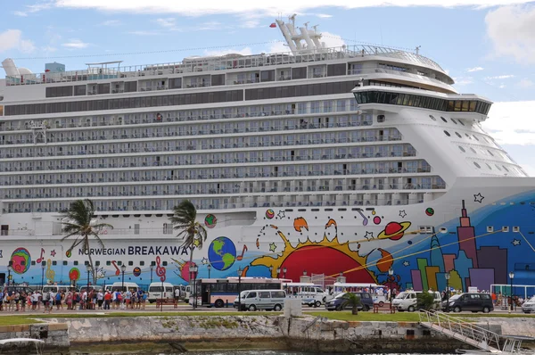 Norwegian Breakaway in Bermuda — Stock Photo, Image