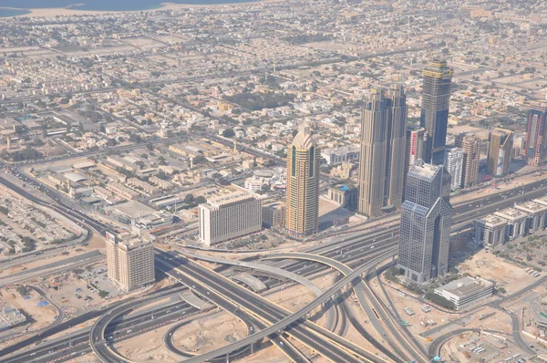 Пташиного польоту міста Дубаї — стокове фото