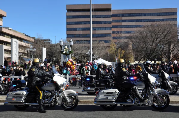 India section of the 20th annual UBS Thanksgiving Parade Spectacular, in Stamford, Connecticut — Stock Photo, Image