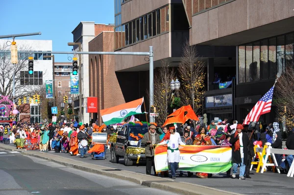 India section of the 20th annual UBS Thanksgiving Parade Spectacular, in Stamford, Connecticut — Stock Photo, Image
