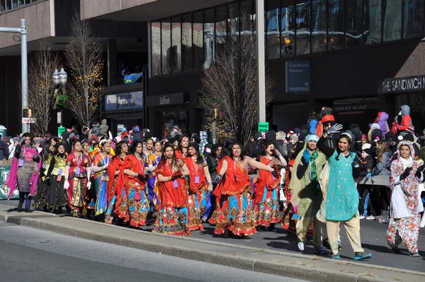 Indien avsnitt i den 20: e årliga ubs thanksgiving paraden spektakulära, i stamford, connecticut — Stockfoto