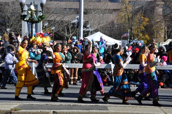 Indien avsnitt i den 20: e årliga ubs thanksgiving paraden spektakulära, i stamford, connecticut — Stockfoto